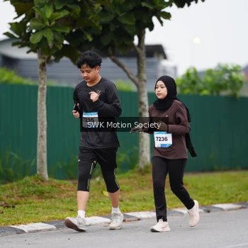 Runner Photo 3560165