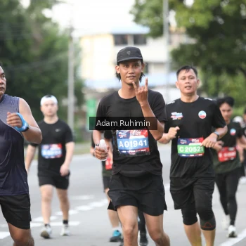 Runner Photo 3560315