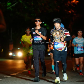 Runner Photo 3560376