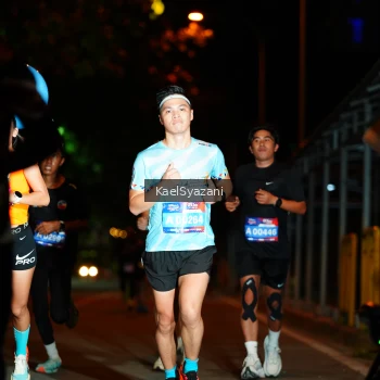 Runner Photo 3560399