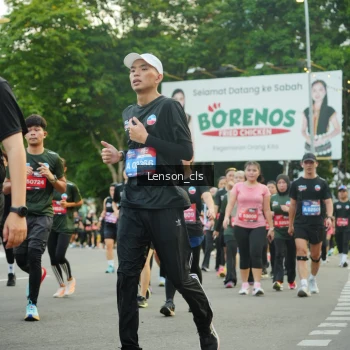 Runner Photo 3560413