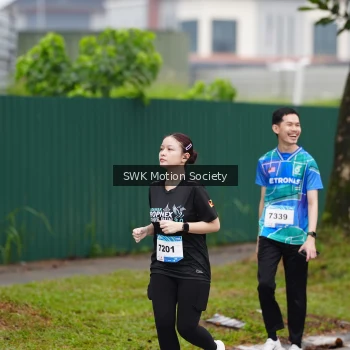 Runner Photo 3560616