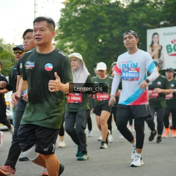 Runner Photo 3560653
