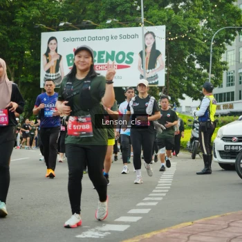 Runner Photo 3560668