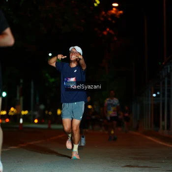 Runner Photo 3560746