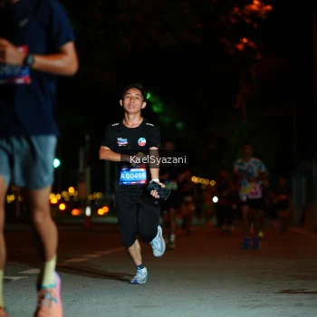 Runner Photo 3560765