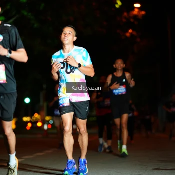 Runner Photo 3560808