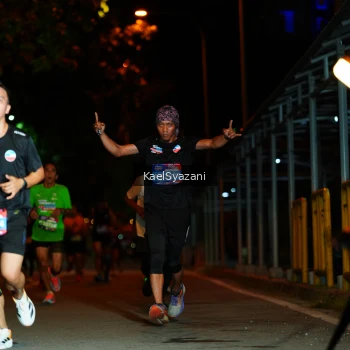 Runner Photo 3560947