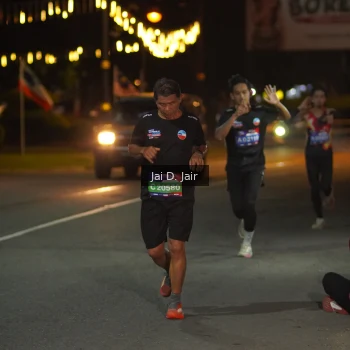 Runner Photo 3560994