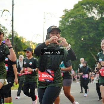 Runner Photo 3561001