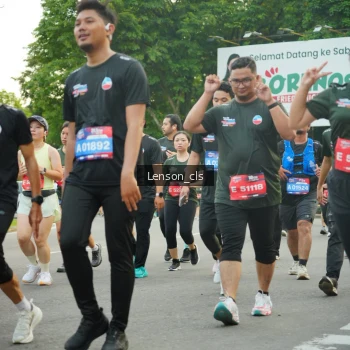 Runner Photo 3561216