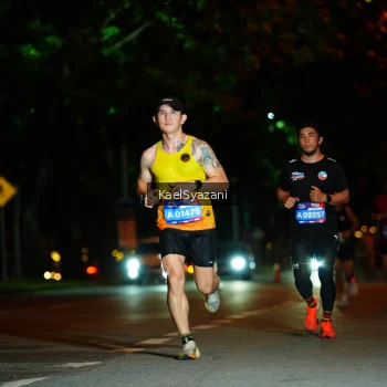 Runner Photo 3561217
