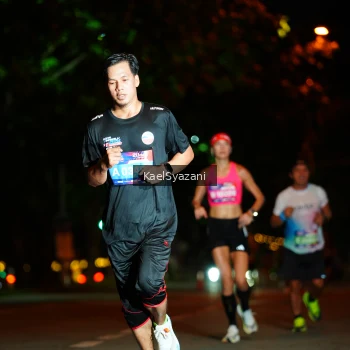 Runner Photo 3561221