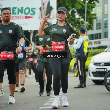 Runner Photo 3561234