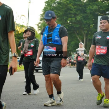 Runner Photo 3561239