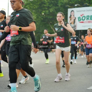 Runner Photo 3561310