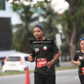 Runner Photo 3561332