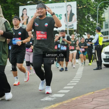 Runner Photo 3561340