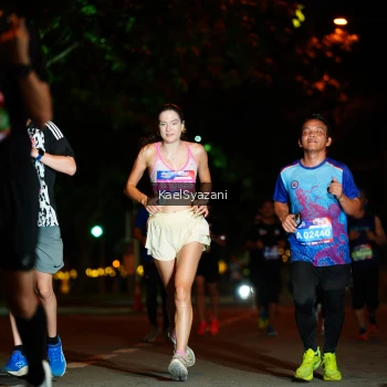 Runner Photo 3561344