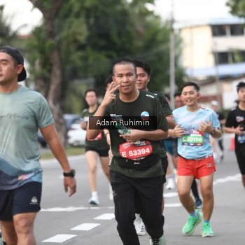 Runner Photo 3561363
