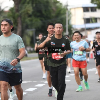Runner Photo 3561366
