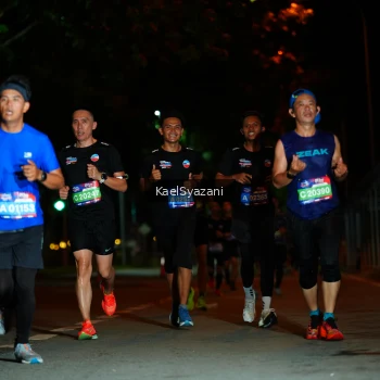Runner Photo 3561378