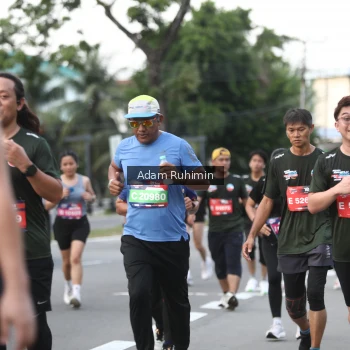 Runner Photo 3561415