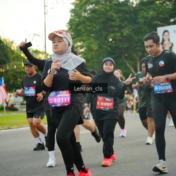 Runner Photo 3561431