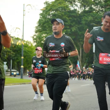 Runner Photo 3561560