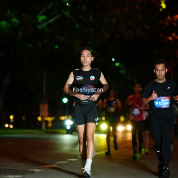Runner Photo 3561594