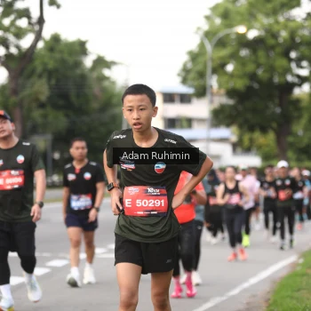Runner Photo 3561671