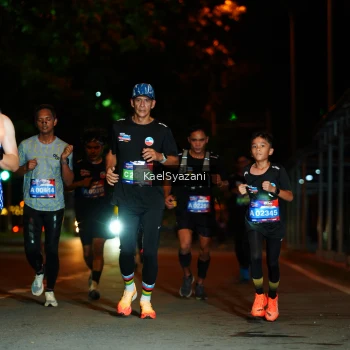 Runner Photo 3561676