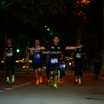 Runner Photo 3561678