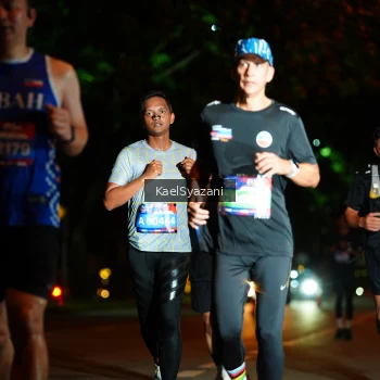 Runner Photo 3561683