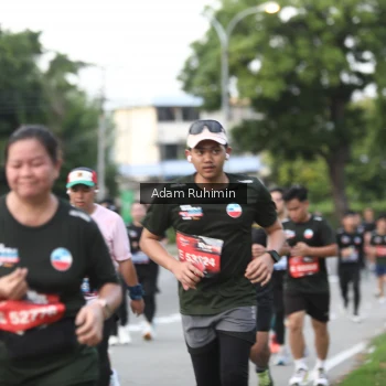 Runner Photo 3561715