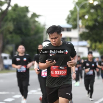Runner Photo 3561725