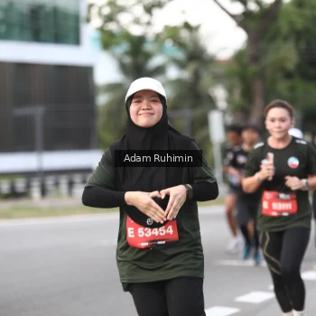 Runner Photo 3561799