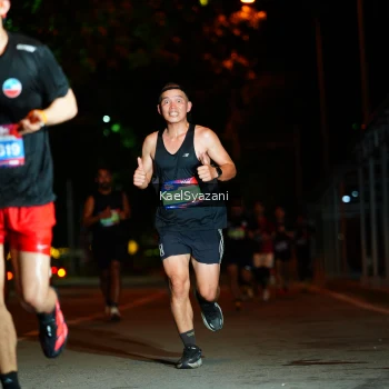 Runner Photo 3561816