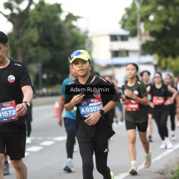 Runner Photo 3561865