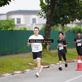 Runner Photo 3561978