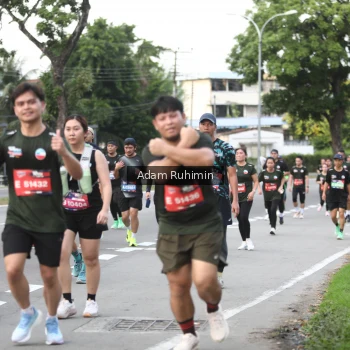 Runner Photo 3561993