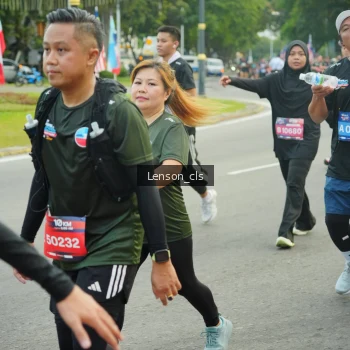 Runner Photo 3561994