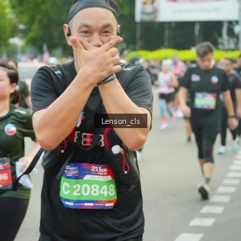 Runner Photo 3562024