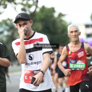 Runner Photo 3562395