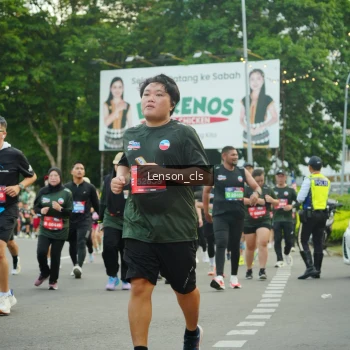 Runner Photo 3562416