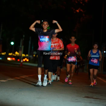 Runner Photo 3562499