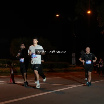 Runner Photo 3562546