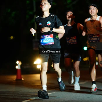 Runner Photo 3563101