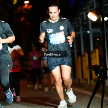 Runner Photo 3563124