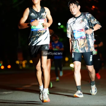 Runner Photo 3563172